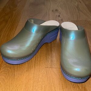 Dansko Sonja mules / clogs. Irridescent sky blue. Size 36. Worn 1 or 2x.